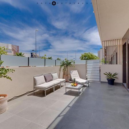 Apartamento En La Planta Baja "Playa Elisa" Pilar de la Horadada Eksteriør bilde